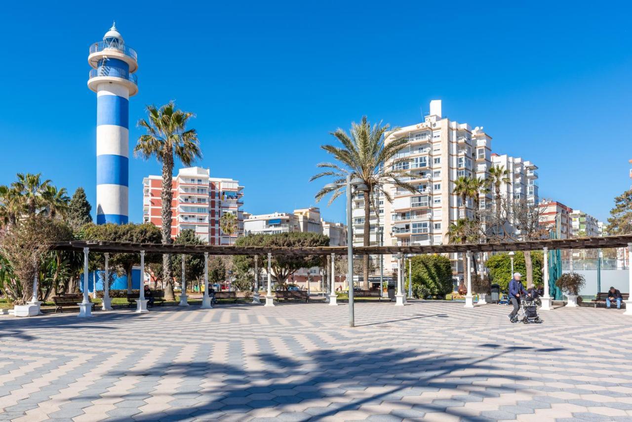 Seafront Apartment Torre Del Mar Eksteriør billede